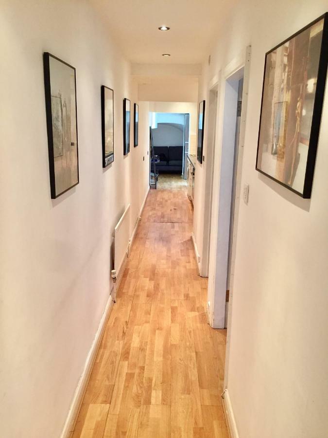 Stylish Apartment In Victoria London Exteriör bild