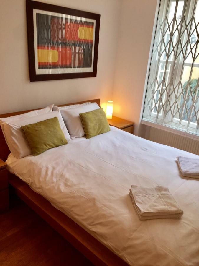 Stylish Apartment In Victoria London Exteriör bild