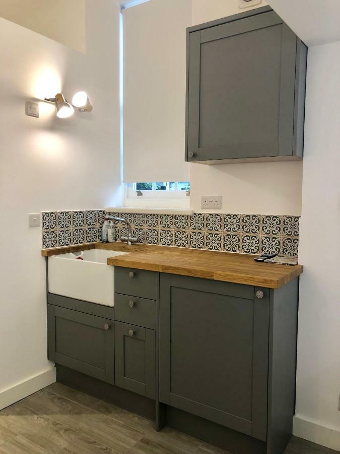 Stylish Apartment In Victoria London Exteriör bild